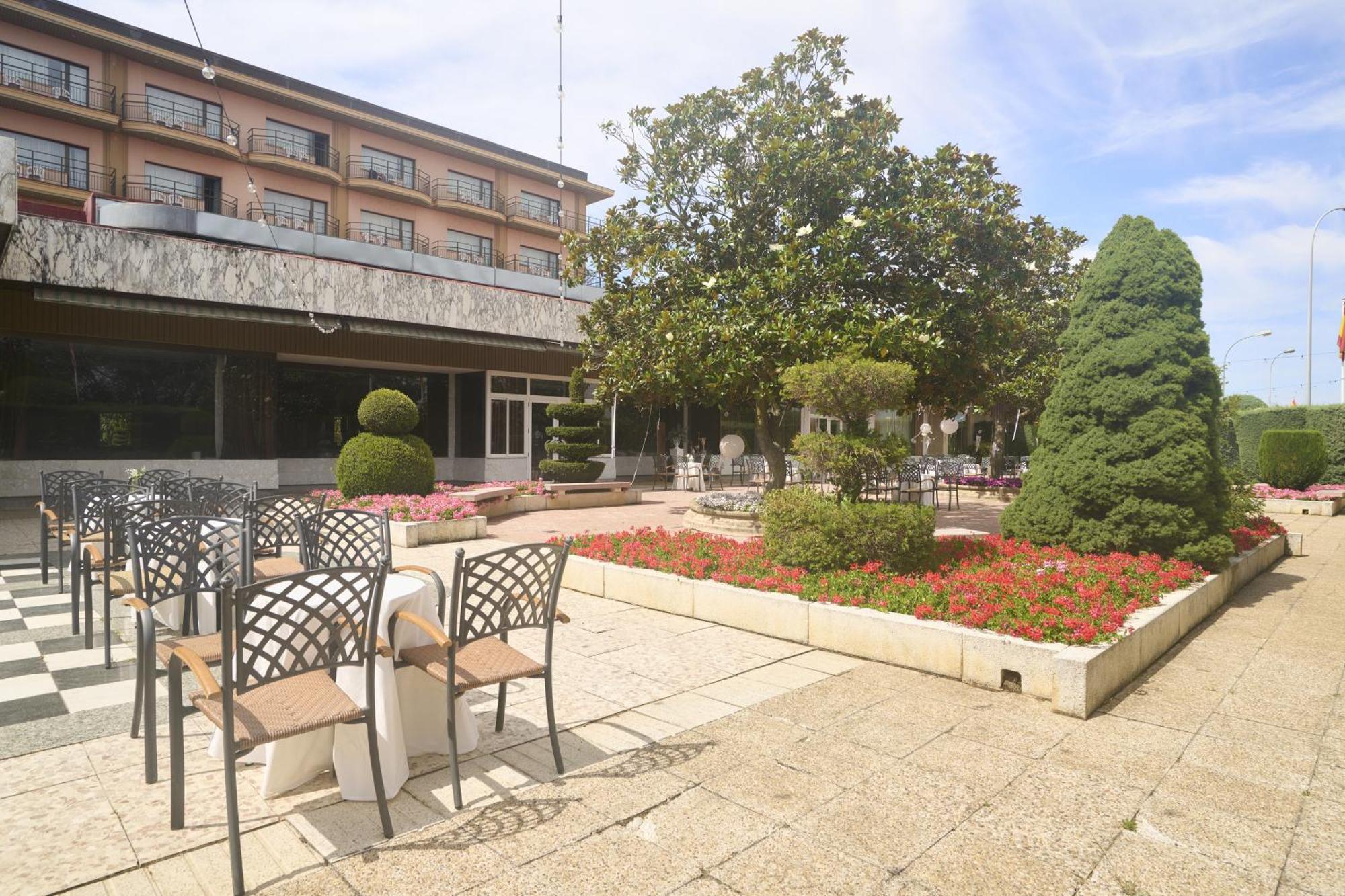 Crisol Regio Hotel Santa Marta de Tormes Ngoại thất bức ảnh